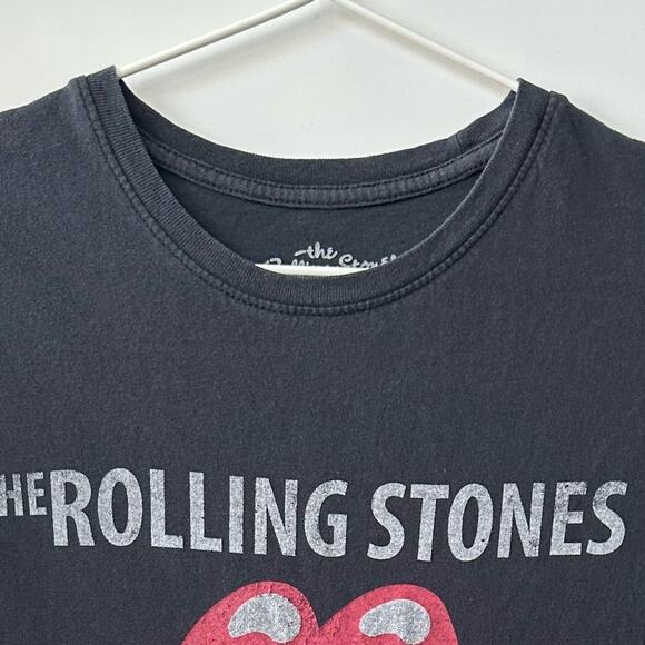 The Rolling Stones Black Tongue Short Sleeve Shirt size Large - Picture 3 of 8